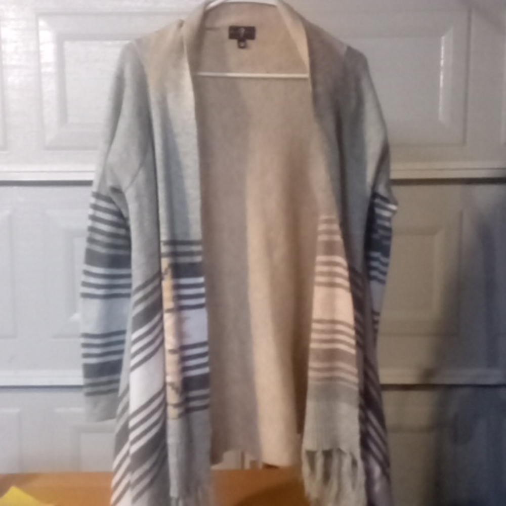 Dreamcatcher cardigan size large multi-colored